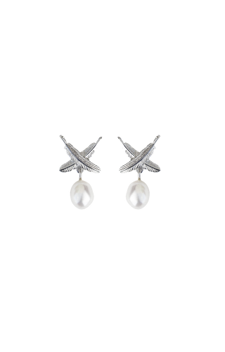 Feather Kisses Pearl Studs