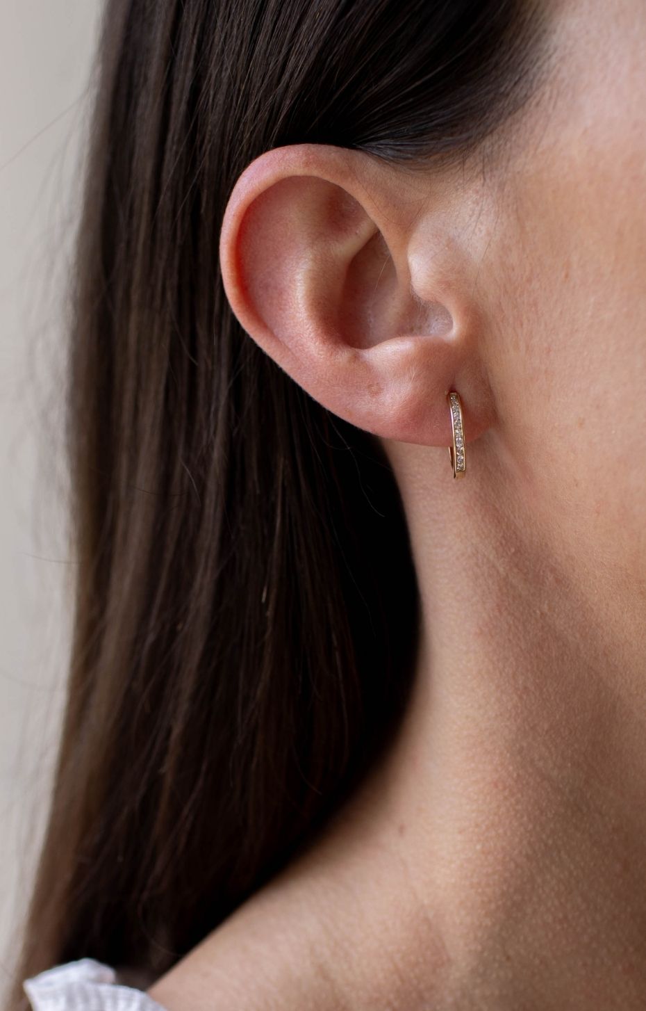 Essential Oval Diamond Huggies