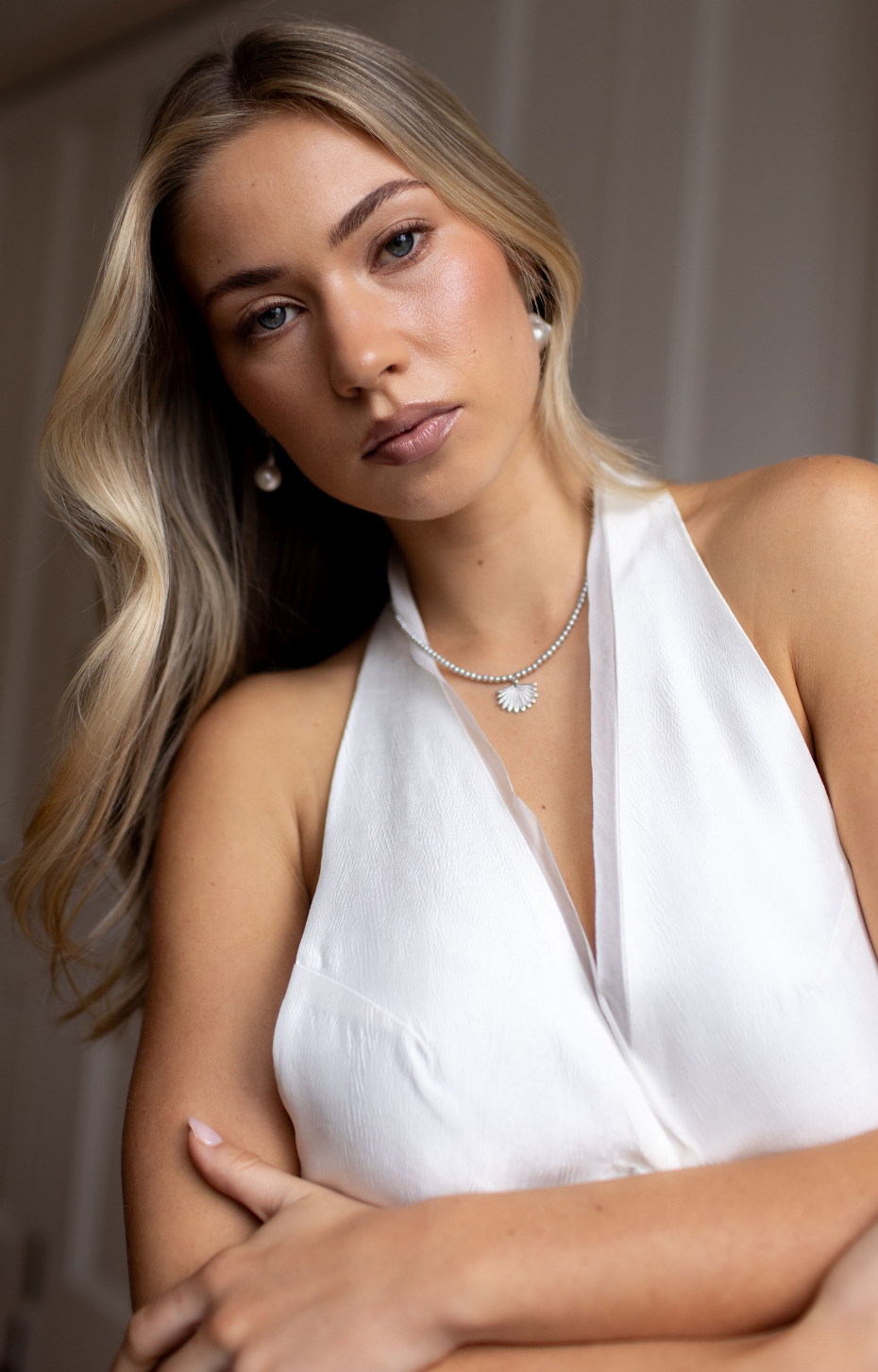 Little Grey Pearl Fan Tail Necklace