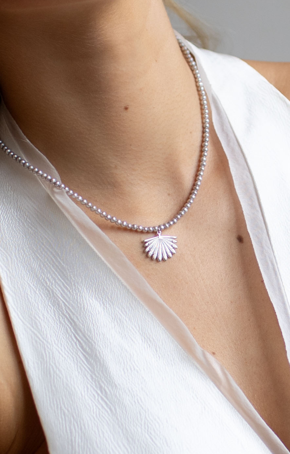 Little Grey Pearl Fan Tail Necklace