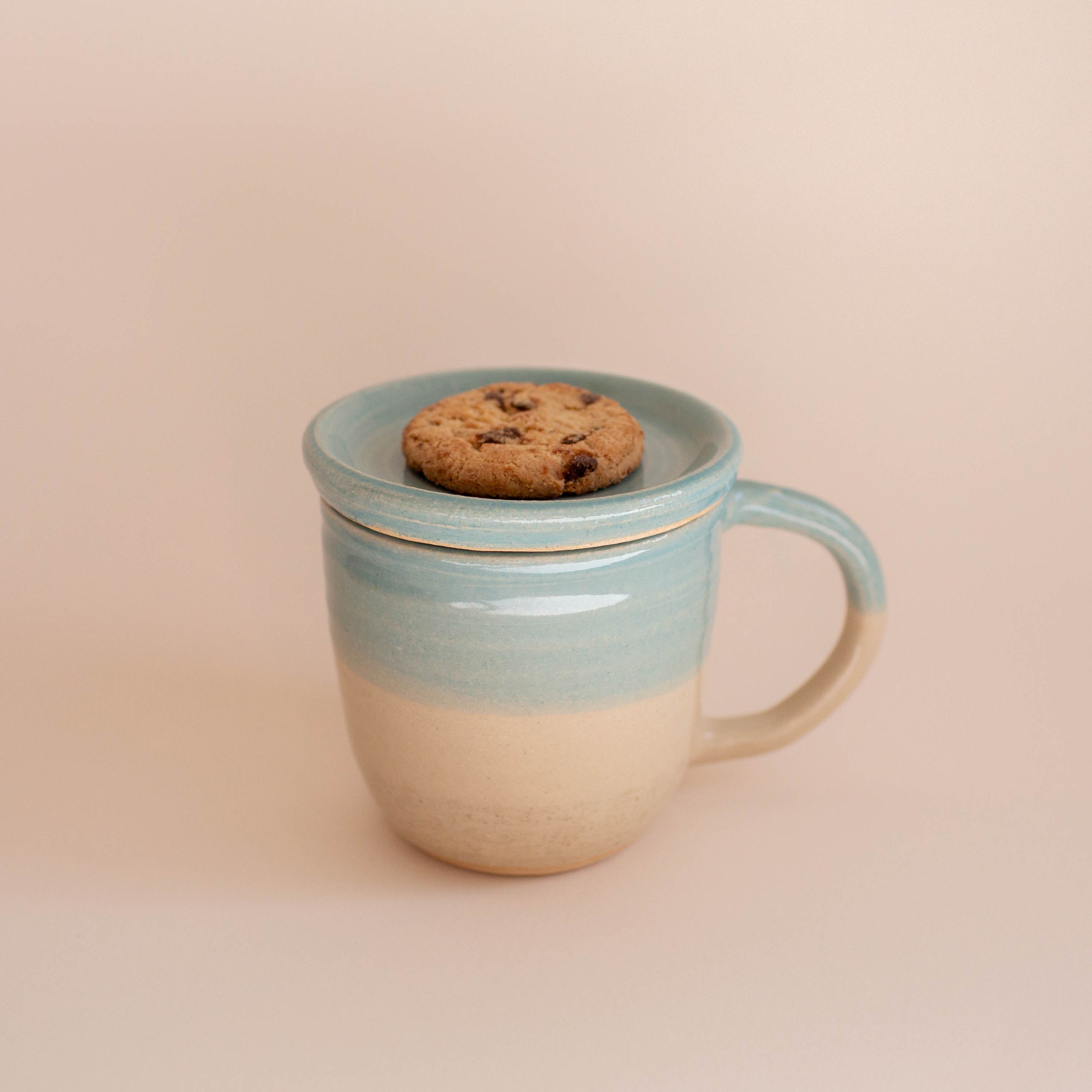 Ceramic Feather Kiss Mug