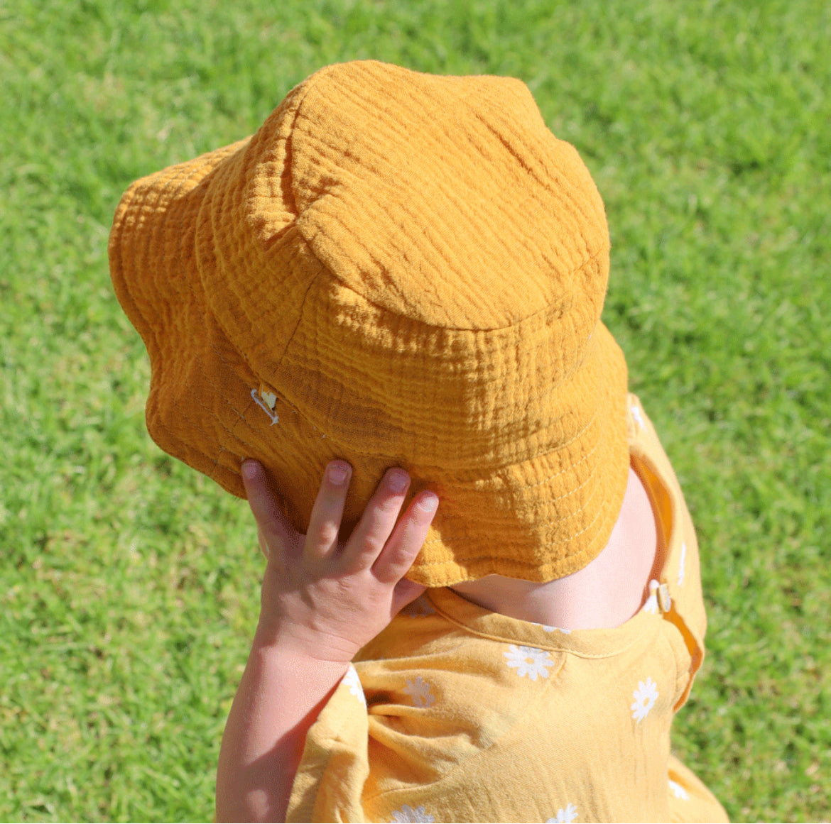 Marigold bucket hat 