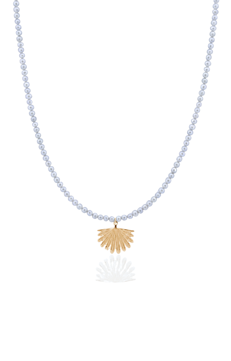 Little Grey Pearl Fan Tail Necklace