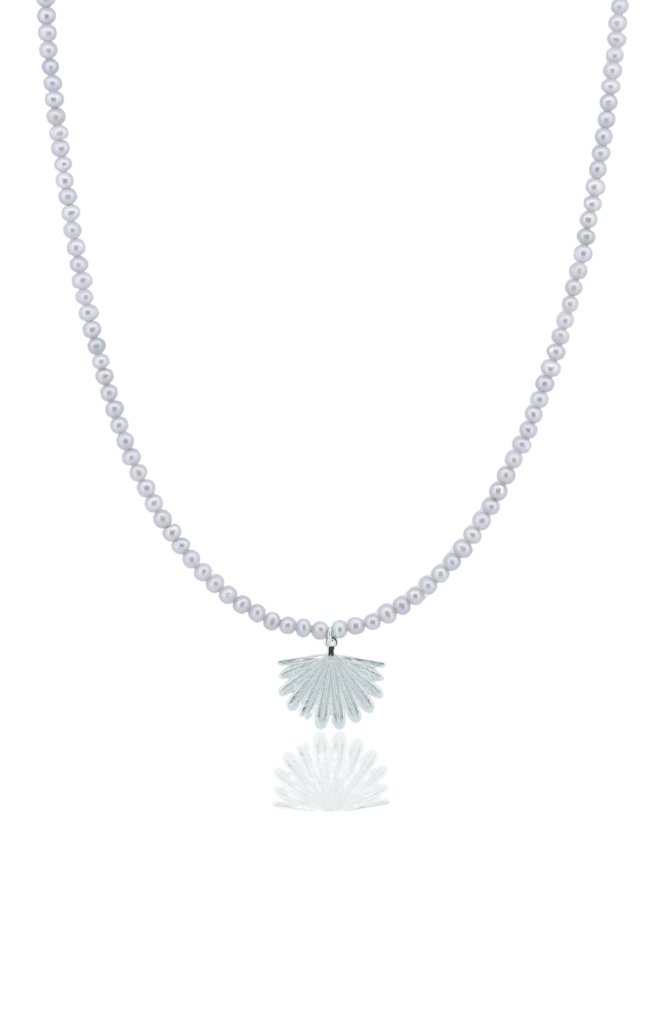 Little Grey Pearl Fan Tail Necklace