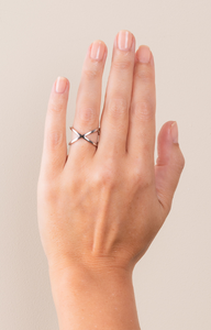 Feather Kiss Cross Ring