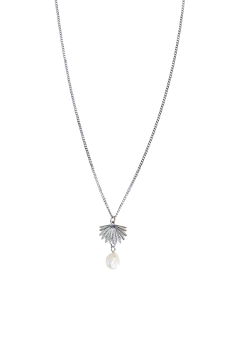 Fan Tail Pearl Pendant