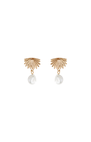 Fan Tail Pearl Studs
