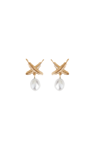Feather Kisses Pearl Studs
