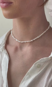 Little Pearls Necklace